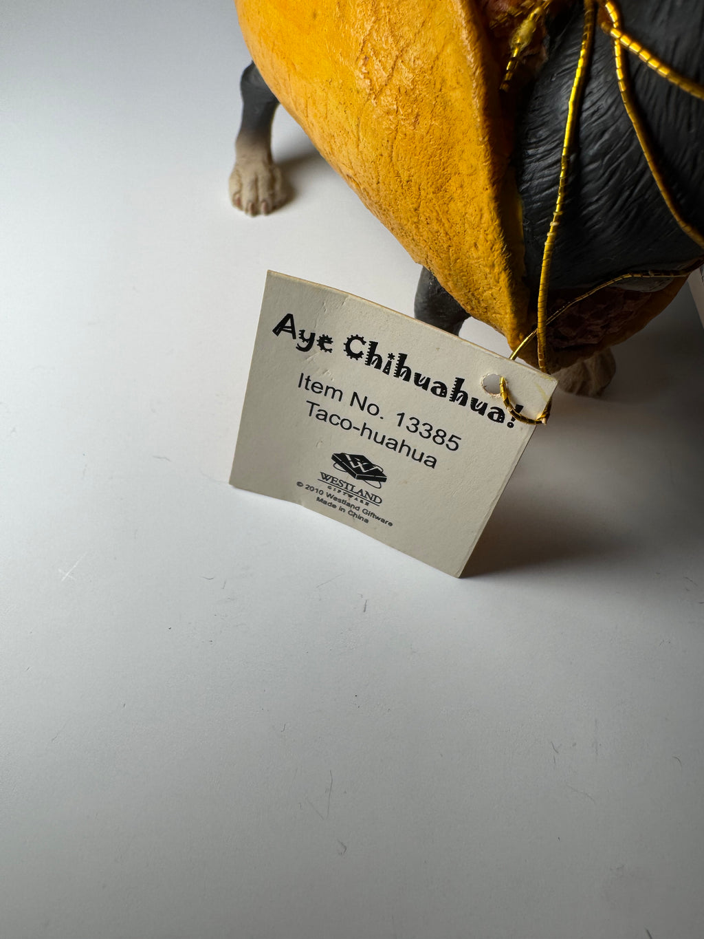 Aye Chihuahua Taco Chihuahua Figurine by Westland Giftware Sombrero Dog Statue Vintage Collectible