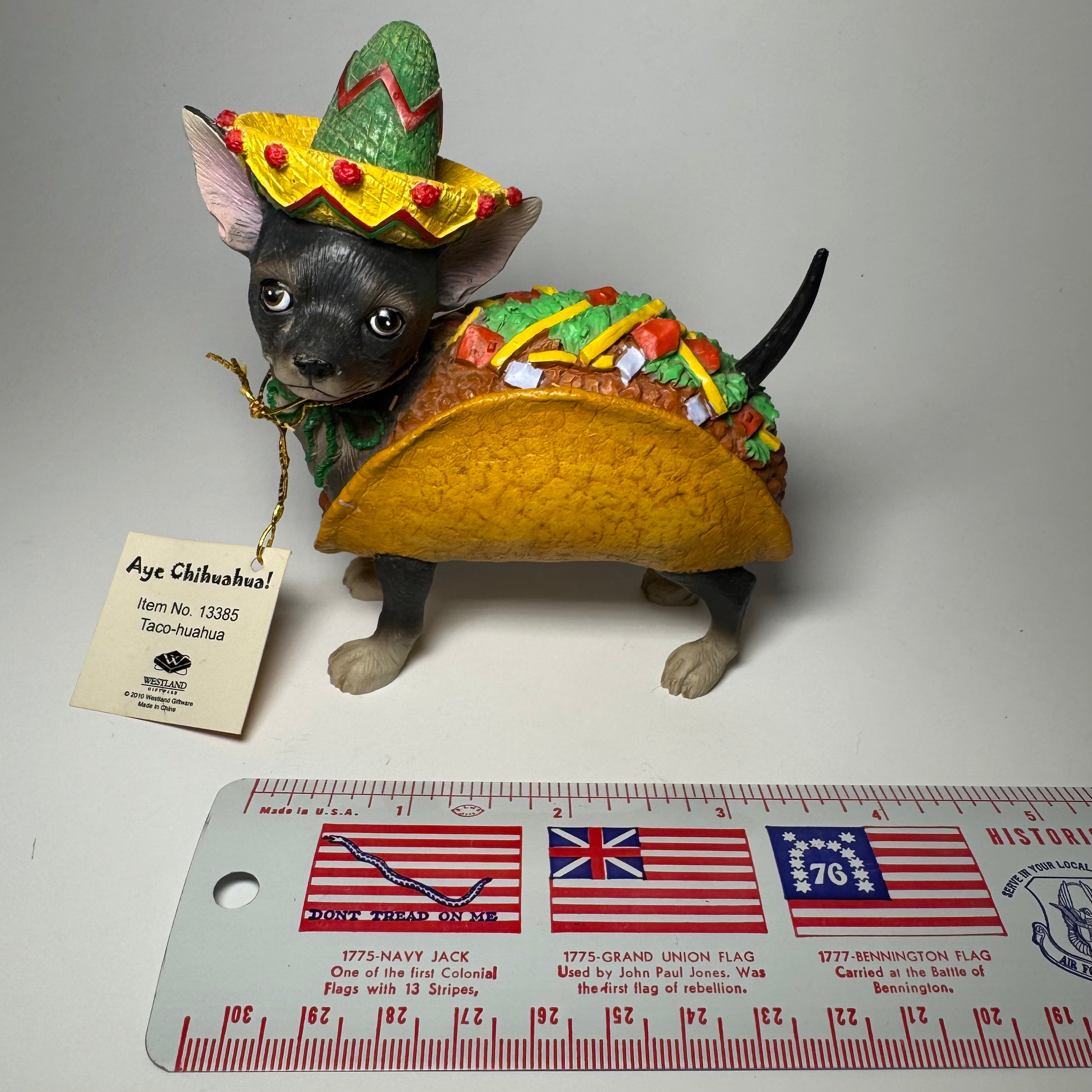 Aye Chihuahua Taco Chihuahua Figurine by Westland Giftware Sombrero Dog Statue Vintage Collectible