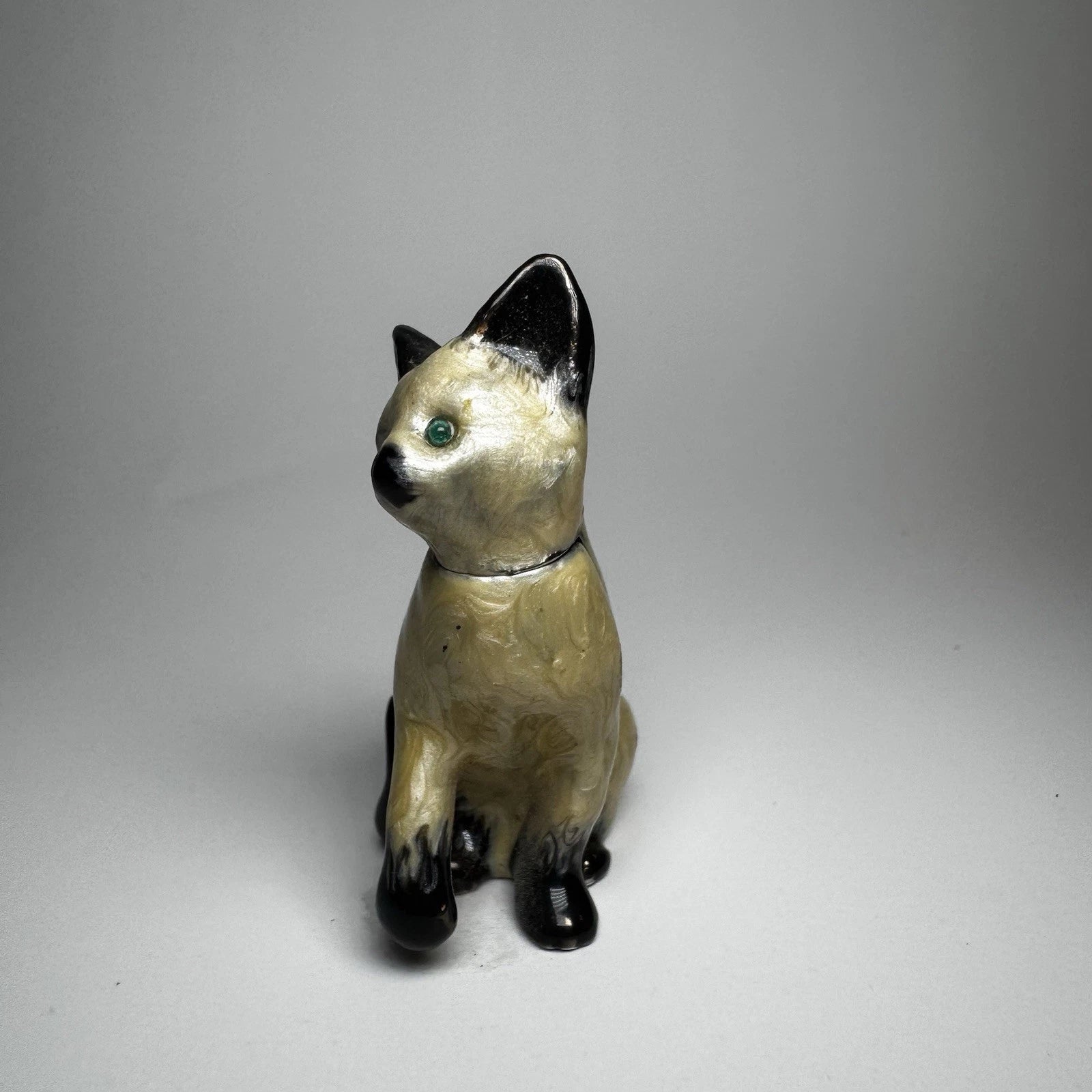 Vintage Small Siamese Cat with Green Eyes Hinged Trinket Box