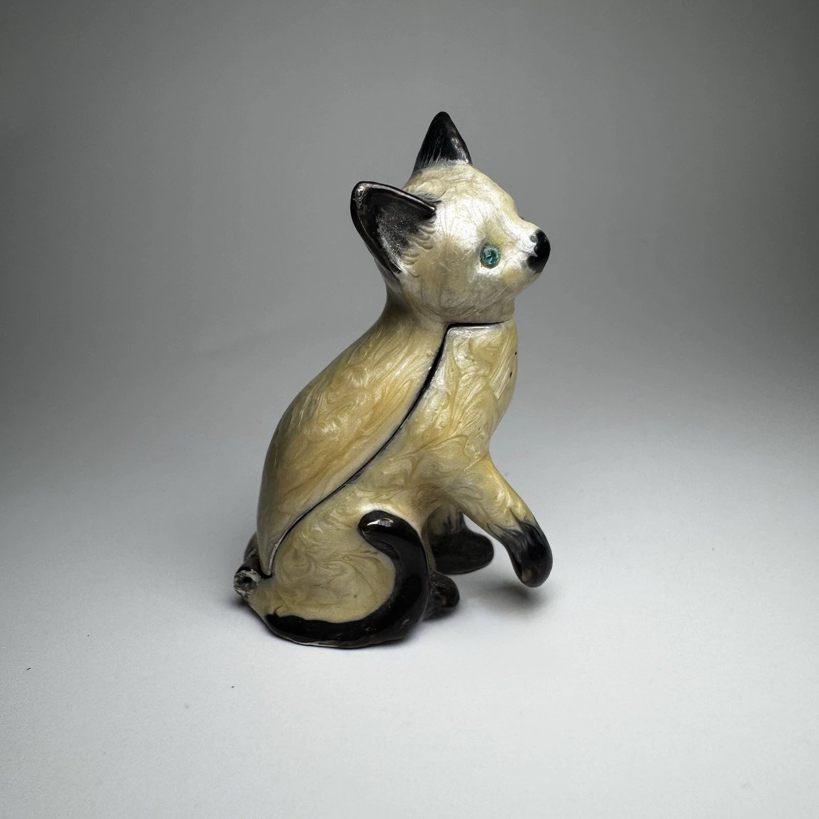 Vintage Small Siamese Cat with Green Eyes Hinged Trinket Box